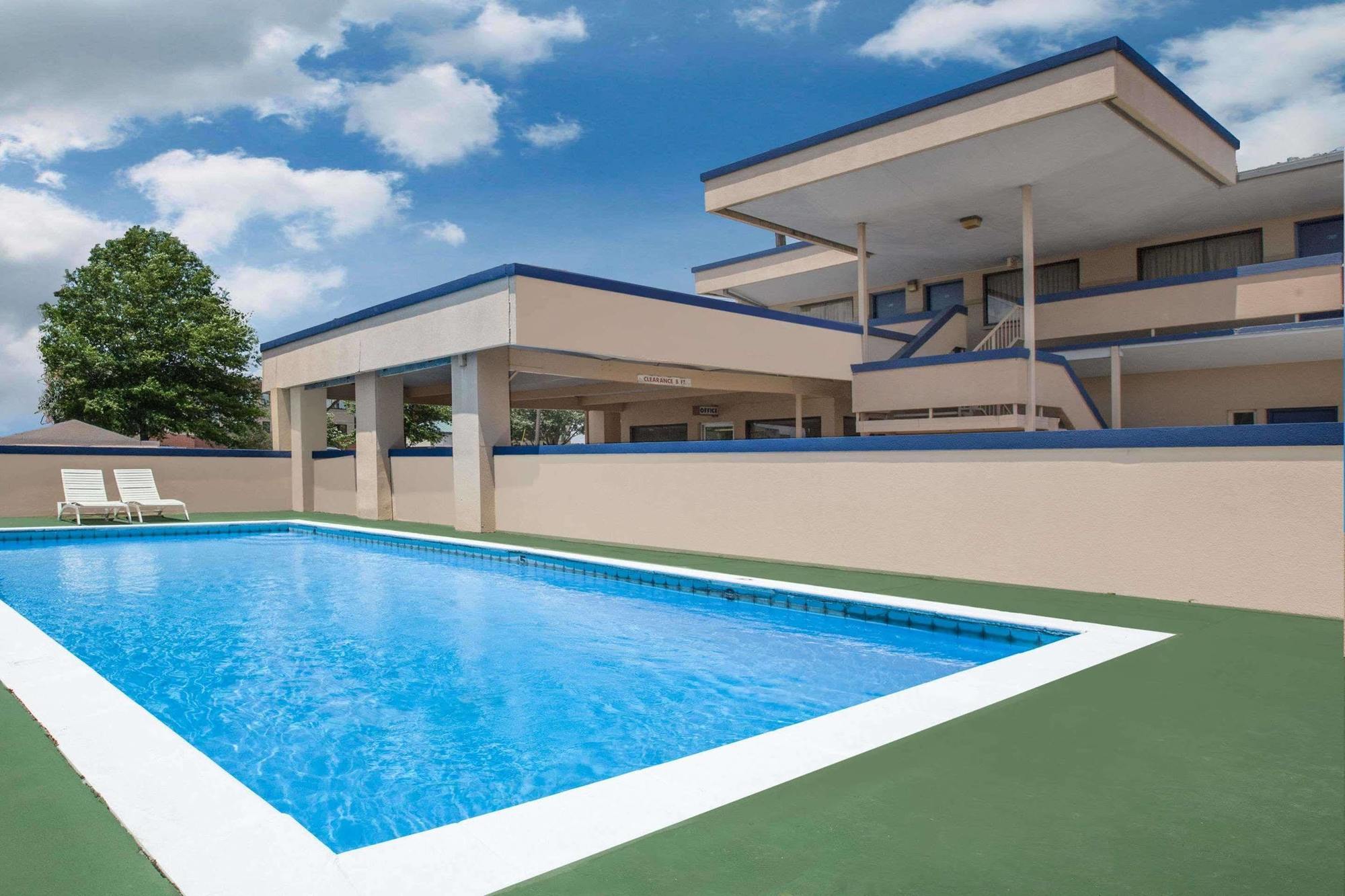 Travelodge By Wyndham Lafayette Luaran gambar